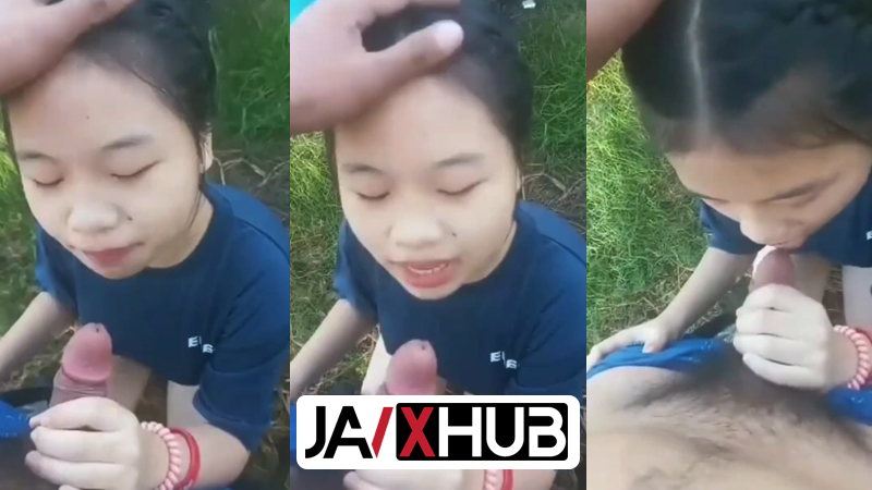 คลิปหลุดไทย อมควย หลุดนักเรียนม.ต้น วัยรุ่นสาวน่าเย็ดxxx นัดแฟนหนุ่มมาอมควย ล่อกันหลังโรงเรียน ดูดควยโคตรเงี่ยน จนน้ำว่าวแตกคาปาก