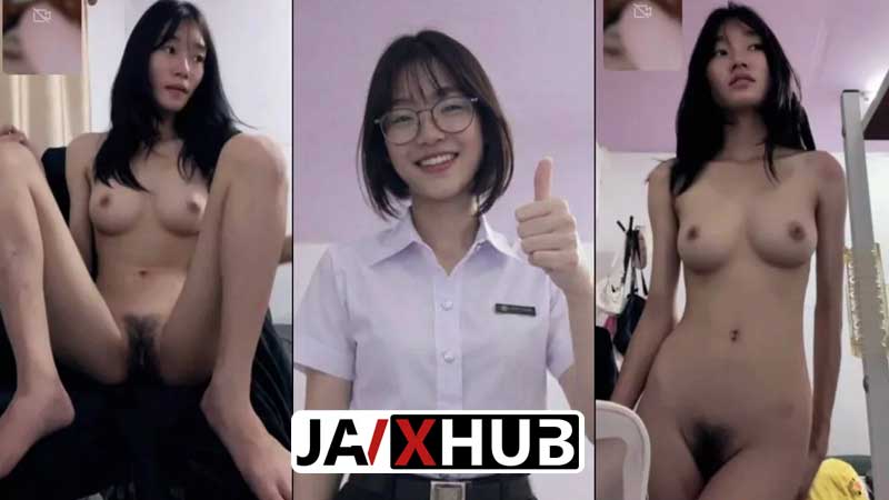 คลิปหลุดคอลเสียว แว่นมานี่มา เห็นเนิร์ทๆไม่คิดว่ามีหลุดติ้วหีแบบนี้ หุ่นดีผิวขาว นั่งช่วยตัวเองแล้ววีดีโอคอลกับหนุ่ม รูหีแดงน่าเย็ดมากๆ